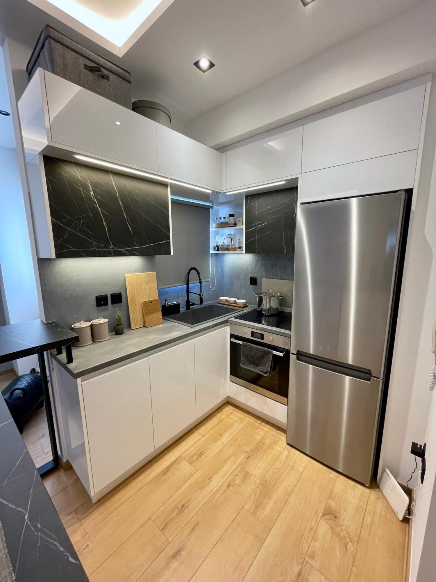 One Bedroom Modern In Lycabettus - 61sq Meters