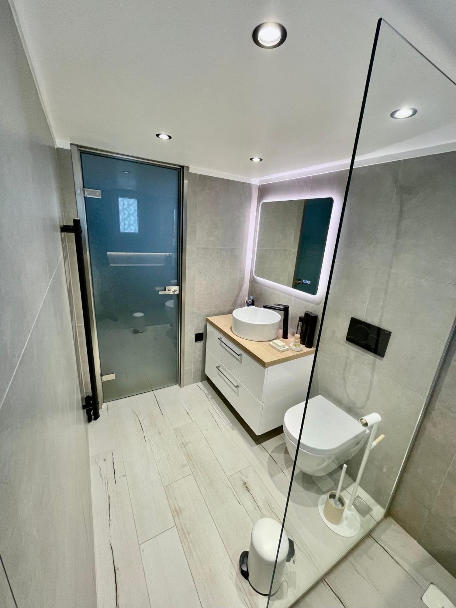 One Bedroom Modern In Lycabettus - 61sq Meters *