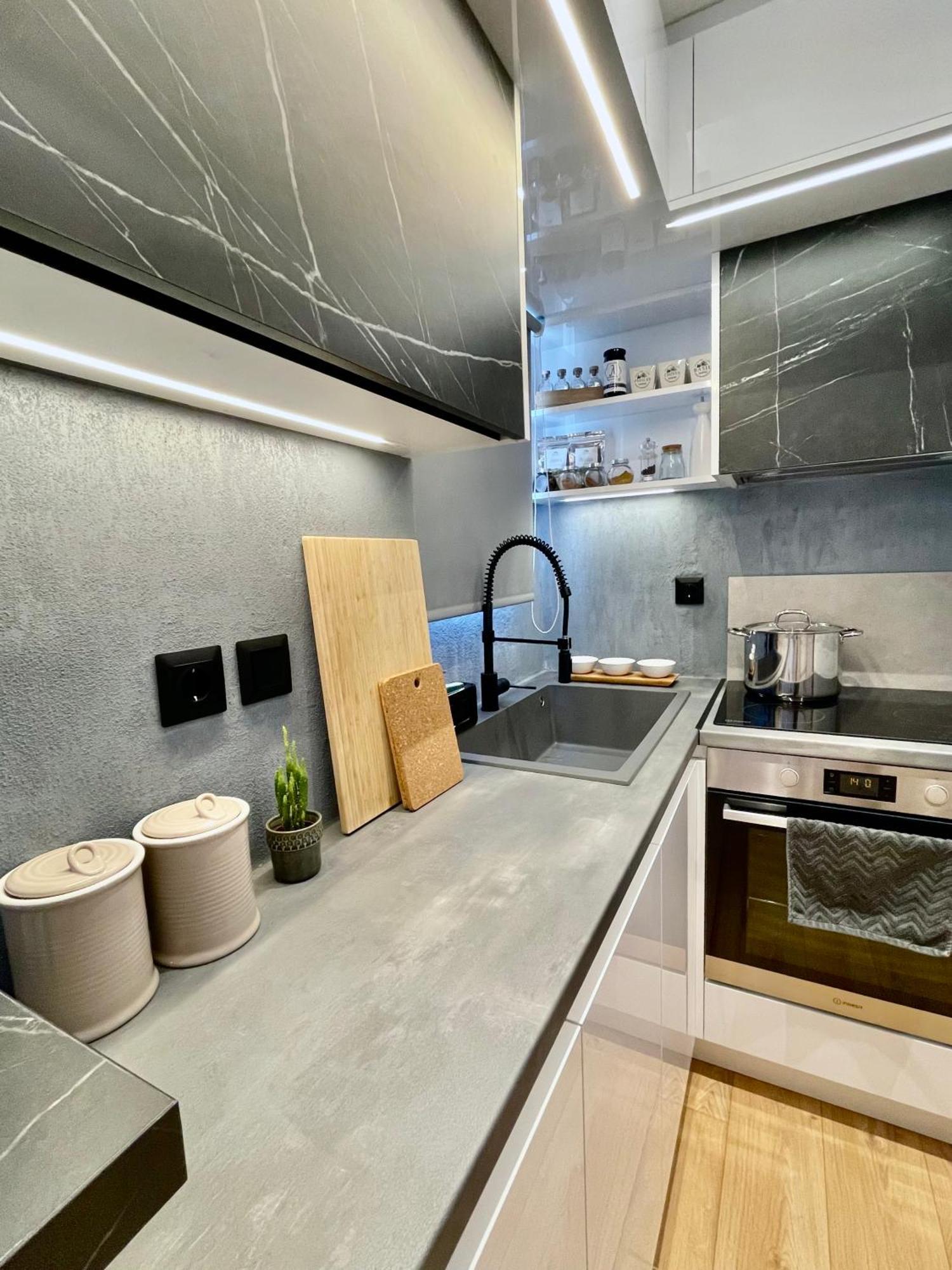 One Bedroom Modern In Lycabettus - 61sq Meters *