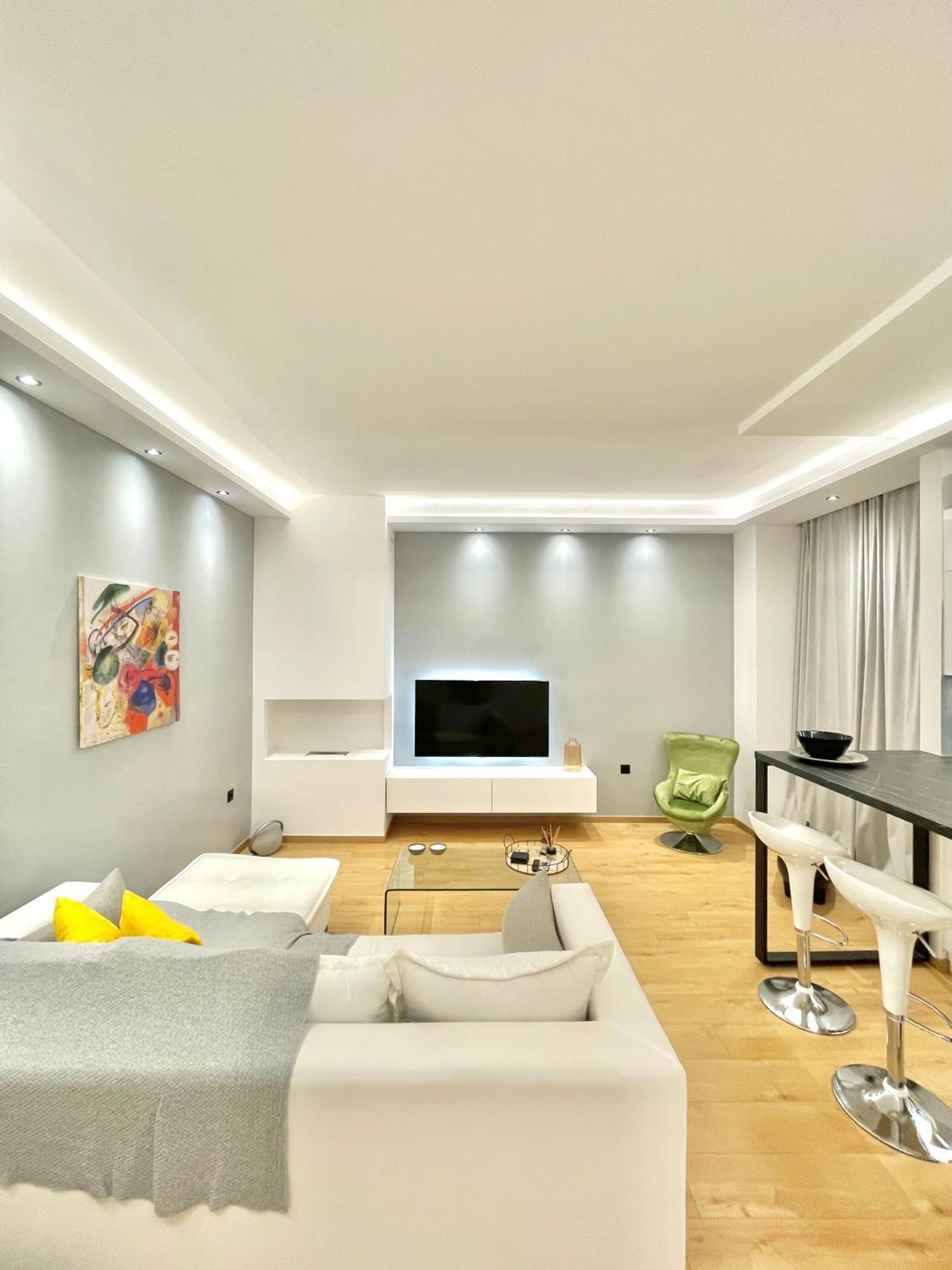 Apartment One Bedroom Modern In Lycabettus - 61sq Meters *