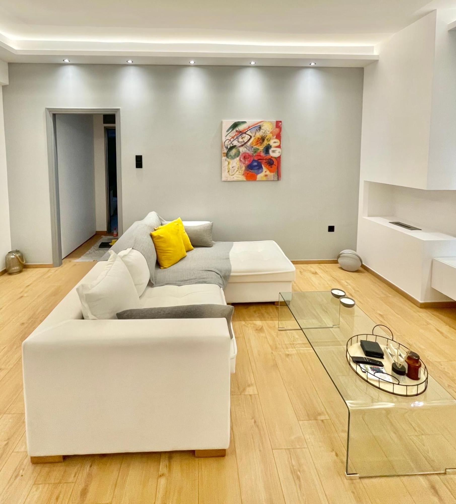 One Bedroom Modern In Lycabettus - 61sq Meters
